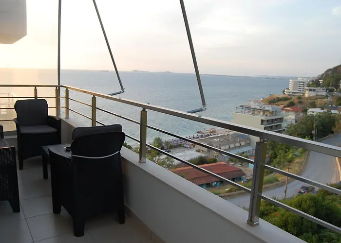 M & A - Sea View Apartment